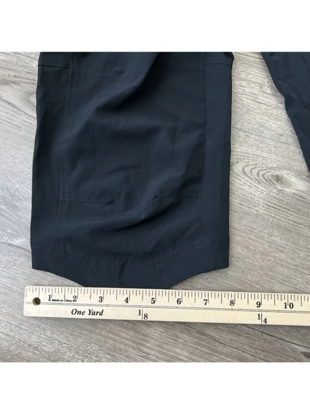 Sugoi Cycling Capri Pants Womens‎ S Black Low Rise